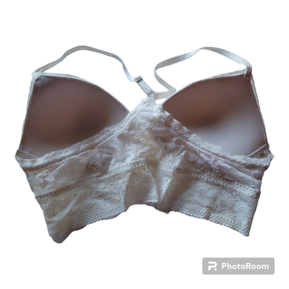 Victoria Secret Lace Wireless Lined Racerback Bralette Set Of 2 Black/White Sz M - Picture 7 of 16